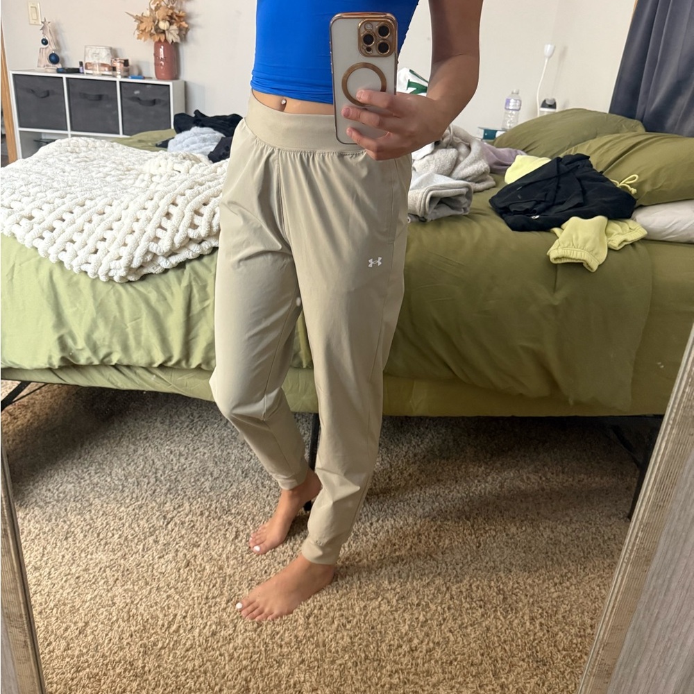 Under Armour Women's Beige Joggers